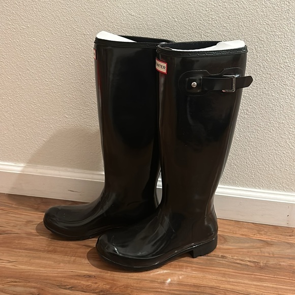 ✨Tall gloss hunter rain boots! Brand new✨ - Picture 5 of 12